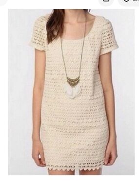 Anthropologie Staring At Stars Cream Crochet Lace Mini Dress. Size Small